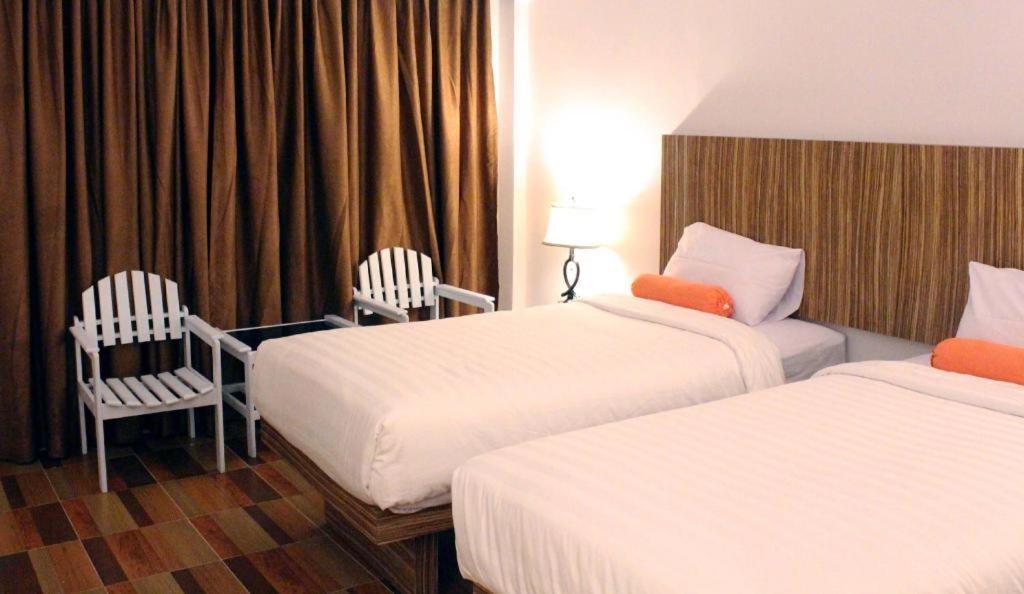Satria Wisata Hotel Parepare Eksteriør bilde