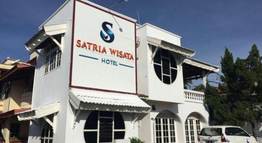 Satria Wisata Hotel Parepare Eksteriør bilde