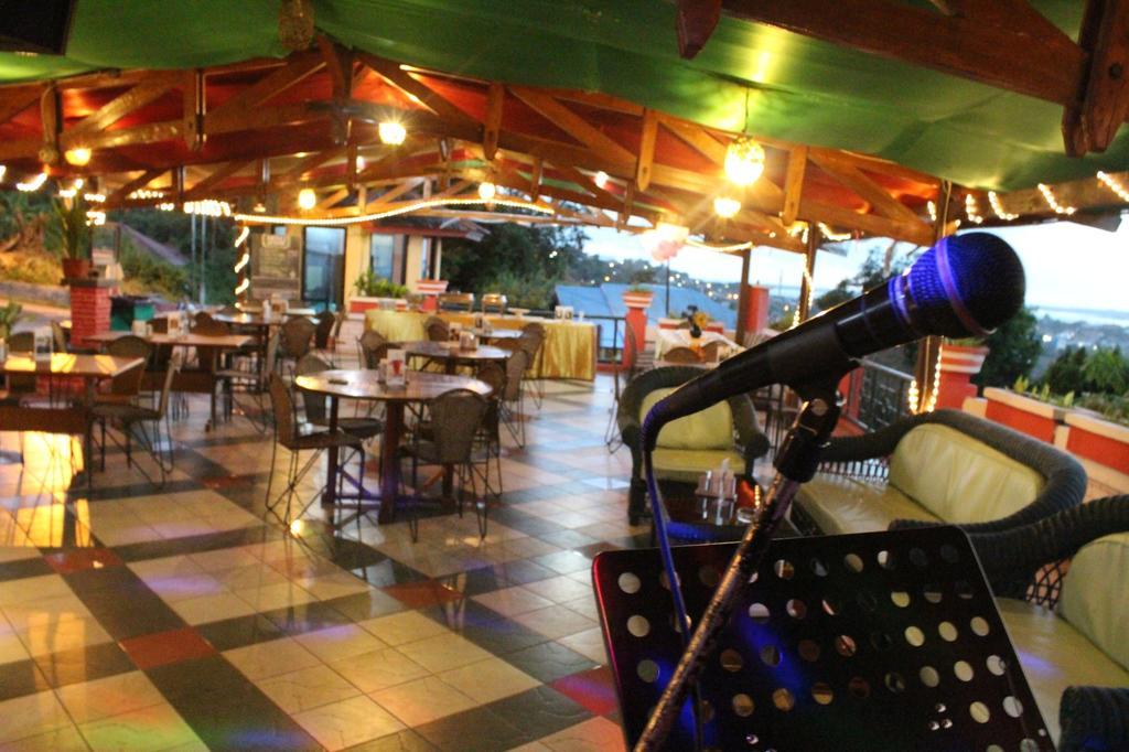 Satria Wisata Hotel Parepare Eksteriør bilde