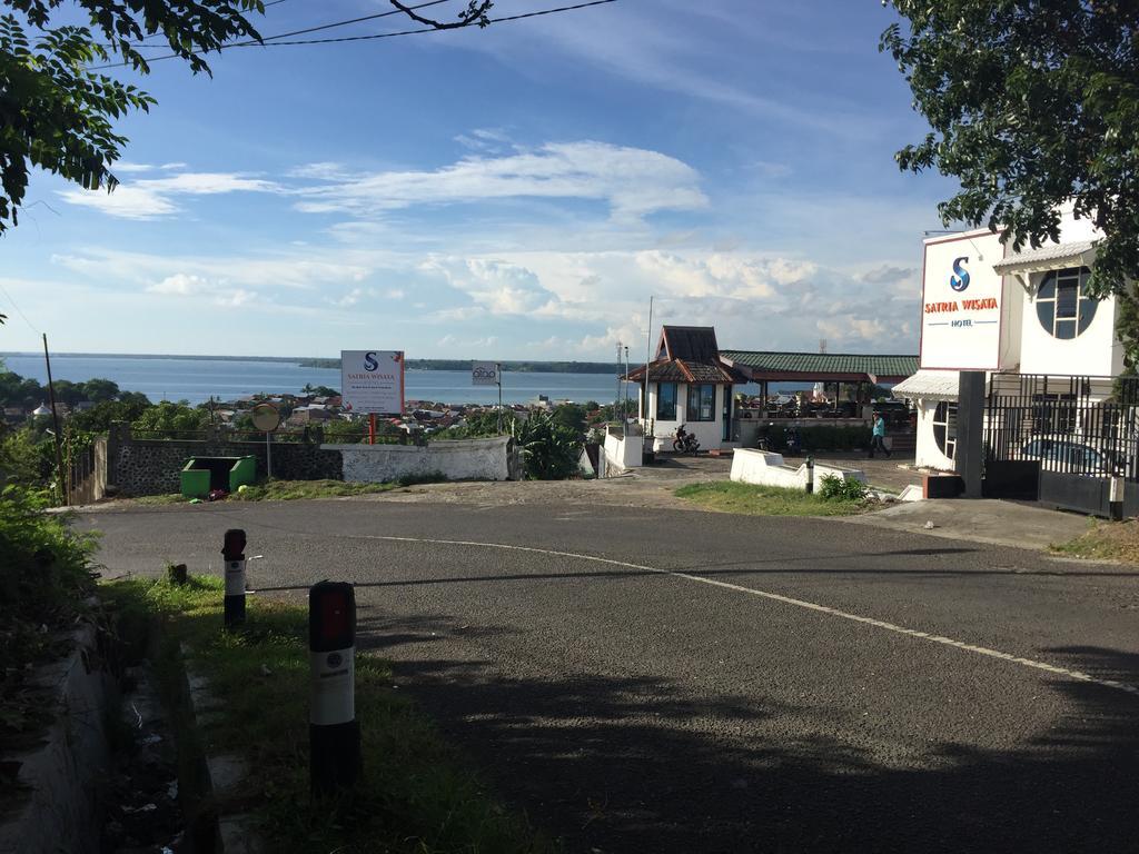 Satria Wisata Hotel Parepare Eksteriør bilde