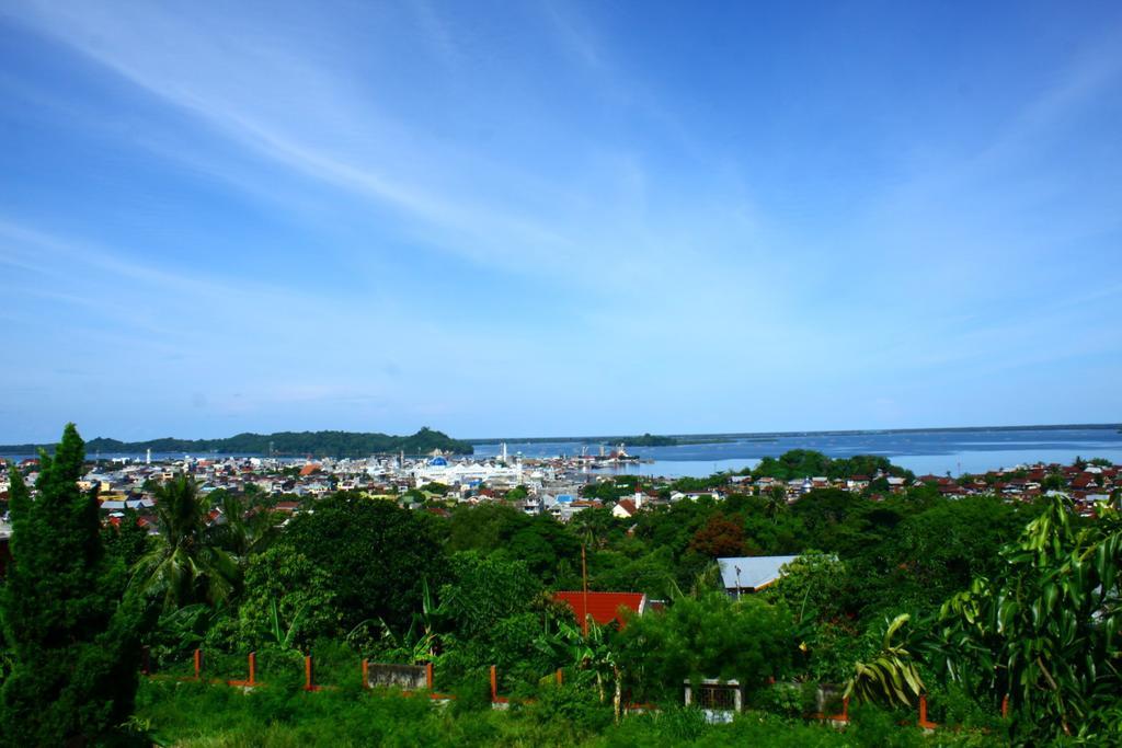 Satria Wisata Hotel Parepare Eksteriør bilde
